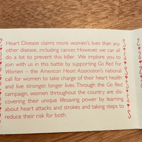 EUC ❤️❤️ Brighton Go Red for Women bracelet. Small silver tiles, ea w/a heart. - Picture 8 of 11